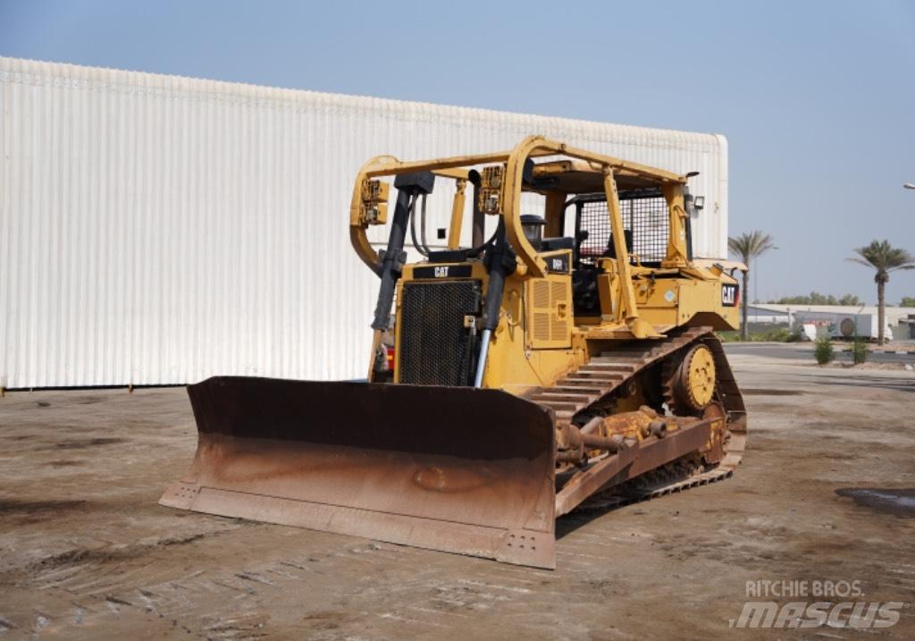 CAT D 6 R Μπουλντόζες με ερπύστριες