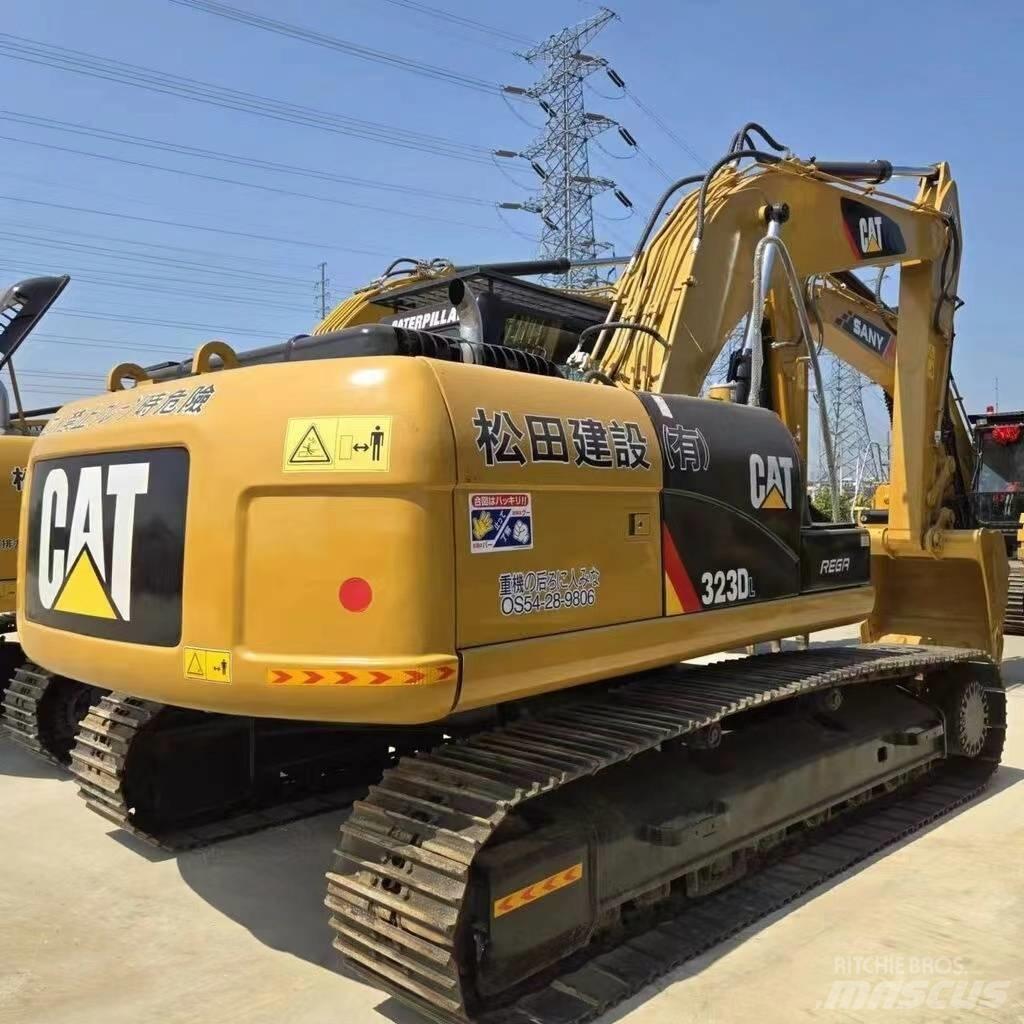 CAT 323 D Εκσκαφείς με ερπύστριες