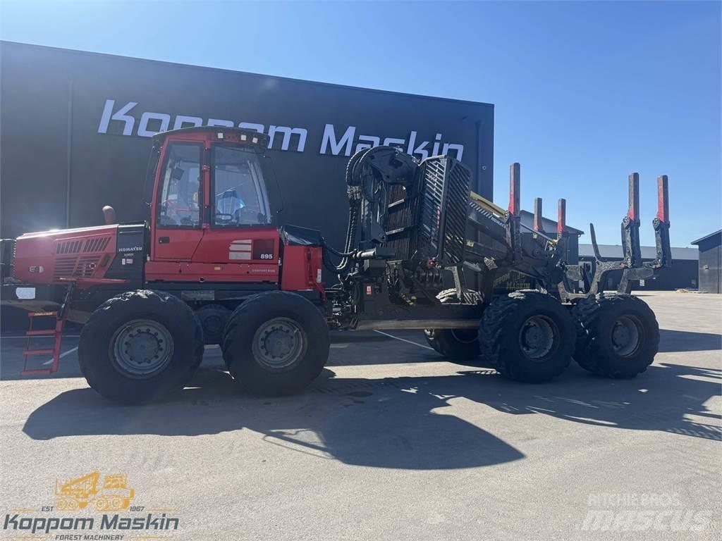 Komatsu 895 Μεταφορείς ξυλείας