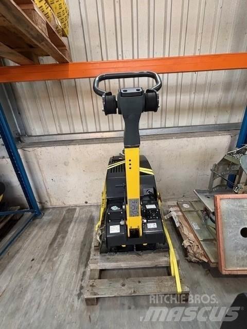 Bomag BPR 60/65 Επίπεδοι κόπανοι
