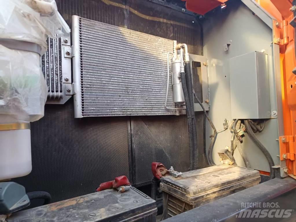 Hitachi ZX210 Εκσκαφείς με ερπύστριες