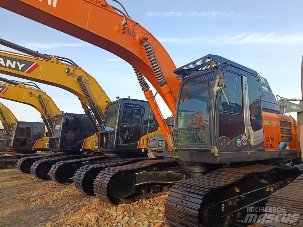Hitachi ZX210 Εκσκαφείς με ερπύστριες