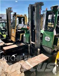 Combilift C4000 Γερανοί πλευρικής φόρτωσης εμπορευματοκιβωτίων