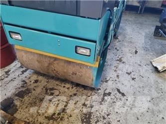 Bomag BW 100 AD-4 Οδοστρωτήρες διπλού κυλίνδρου