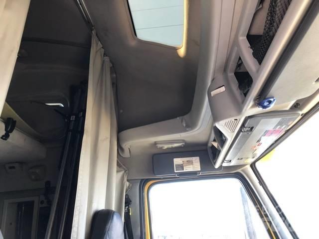 Volvo VNL Τράκτορες