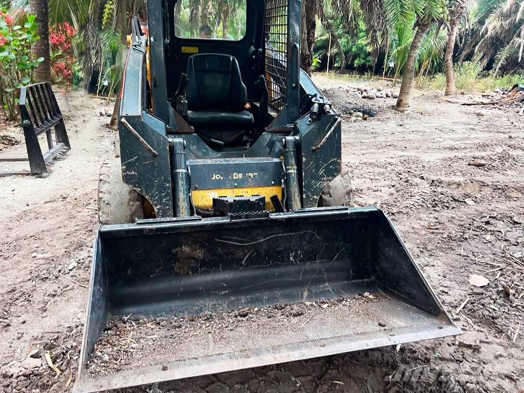 John Deere 312 Φορτωτάκια