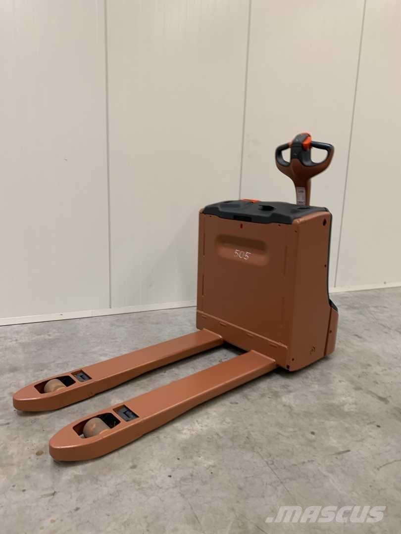 Linde T16 Παλετοφόρα πεζού χειριστή με ιστό