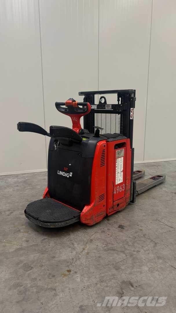 Linde D12AP Παλετοφόρα πεζού χειριστή με ιστό