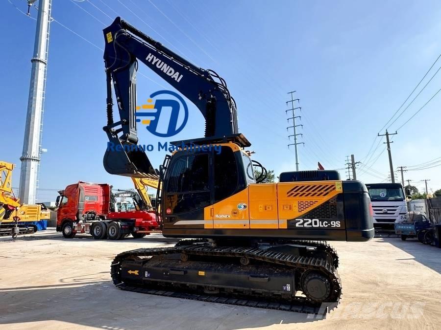 Hyundai R220LC-9S Εκσκαφείς με ερπύστριες