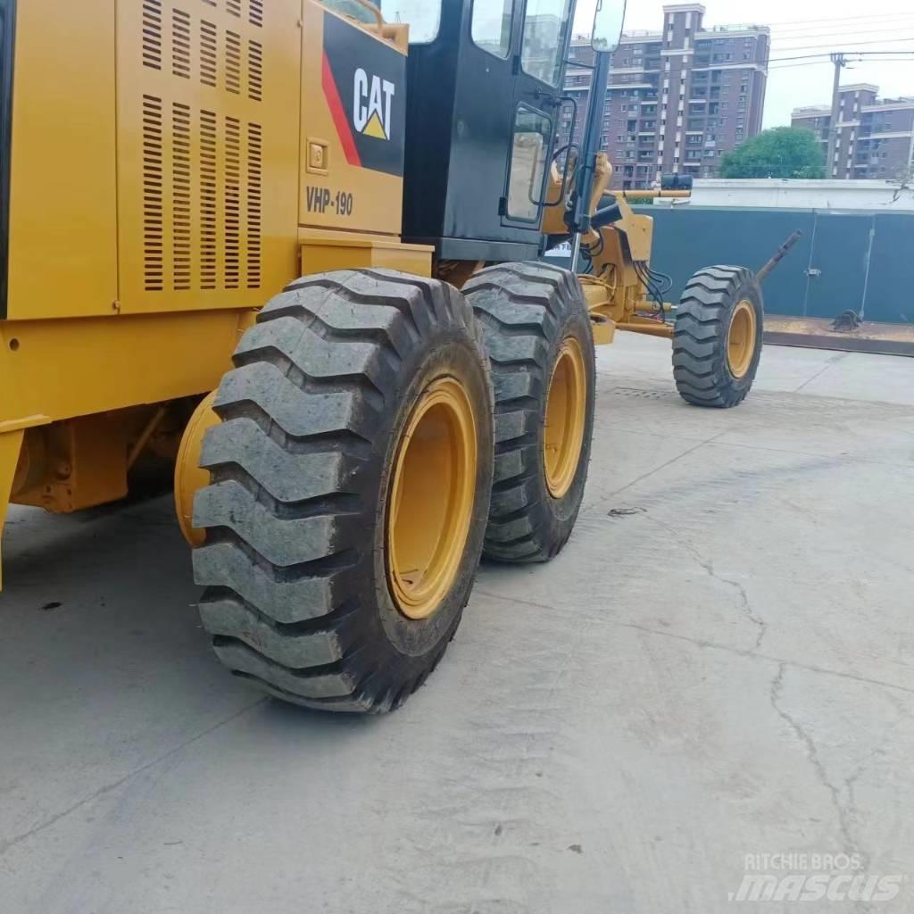 CAT 140 K Γκρέιντερς