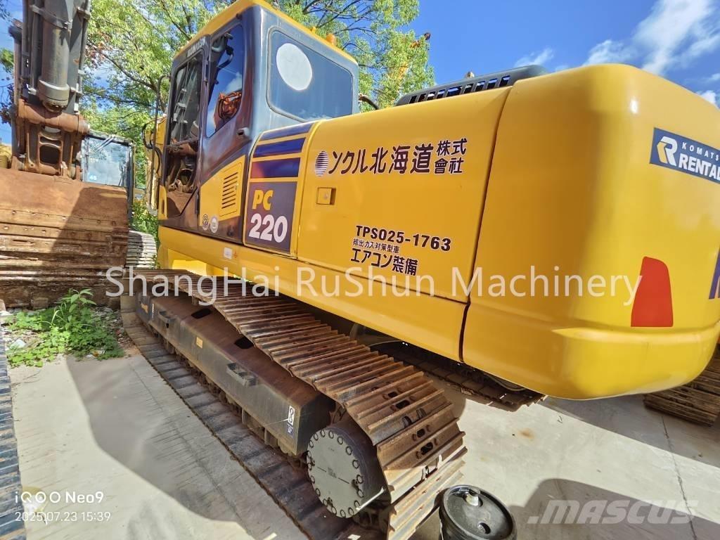 Komatsu 220-7 Εκσκαφείς με ερπύστριες