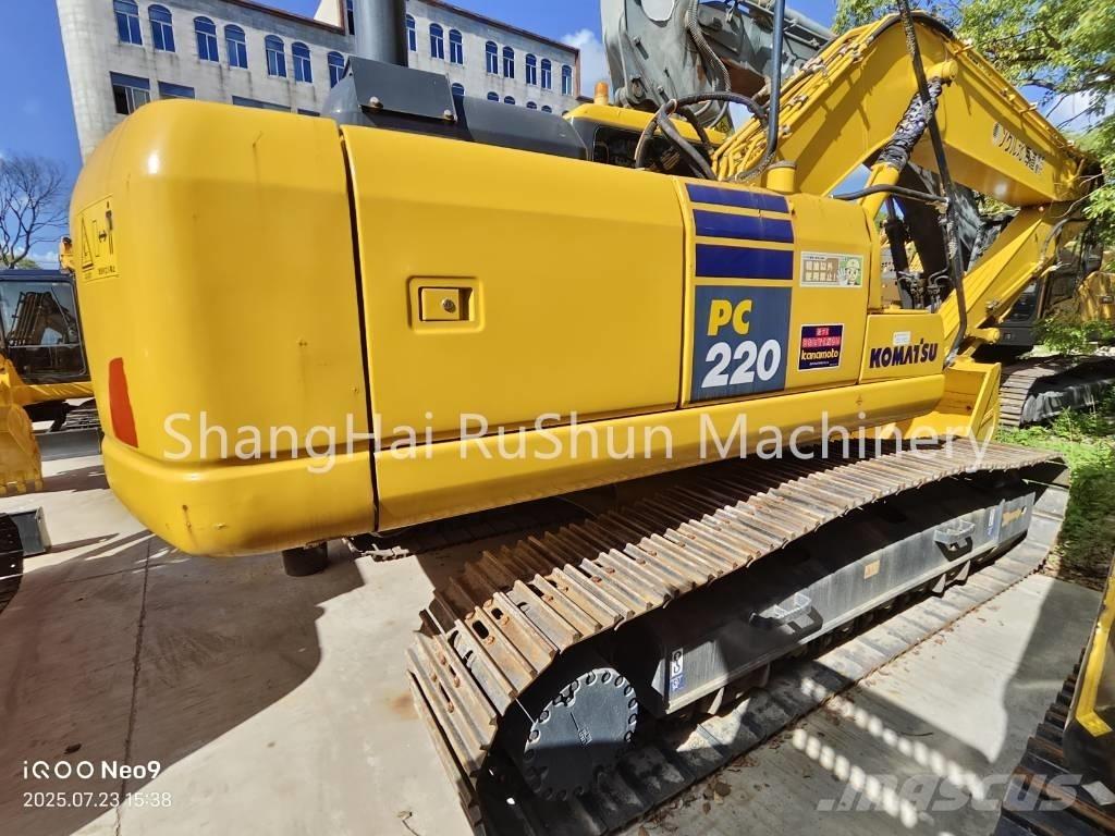 Komatsu 220-7 Εκσκαφείς με ερπύστριες