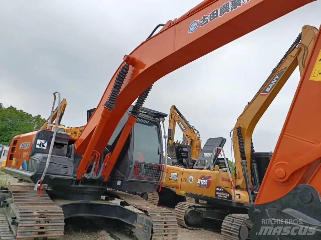 Hitachi ZX210 Εκσκαφείς με ερπύστριες