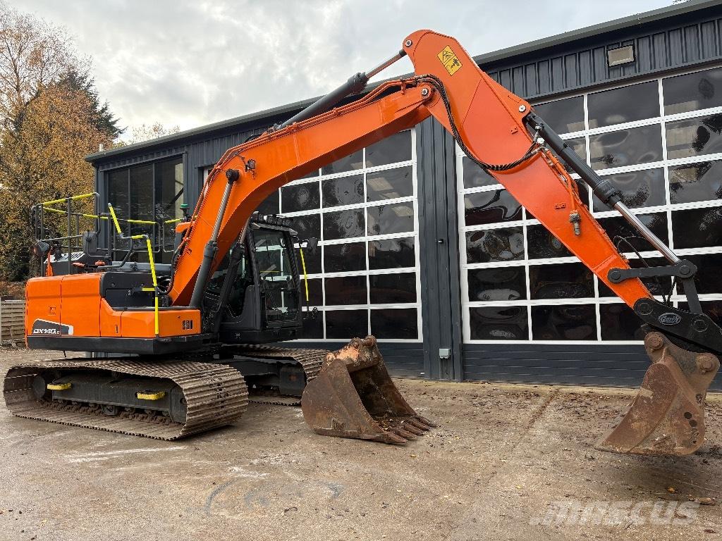 Doosan DX 140 LC Εκσκαφείς με ερπύστριες