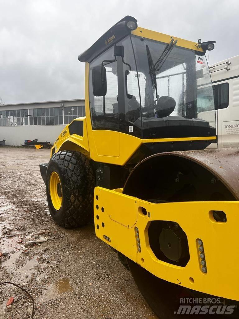 Bomag BW211 D5 Οδοστρωτήρες μονού κυλίνδρου