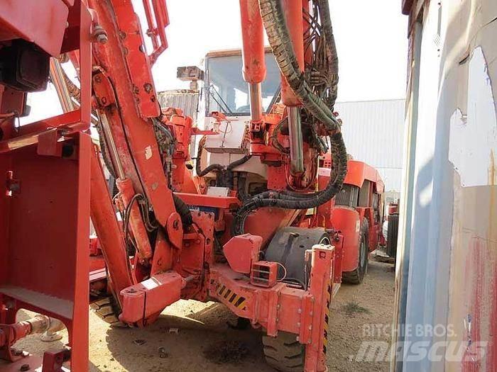 Sandvik DT 821 SC Εξοπλισμός επιφανειακών γεωτρήσεων