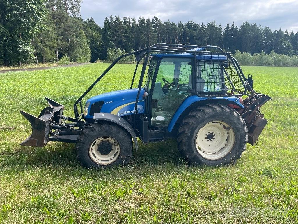 New Holland T5050 Τρακτέρ δασοπονίας
