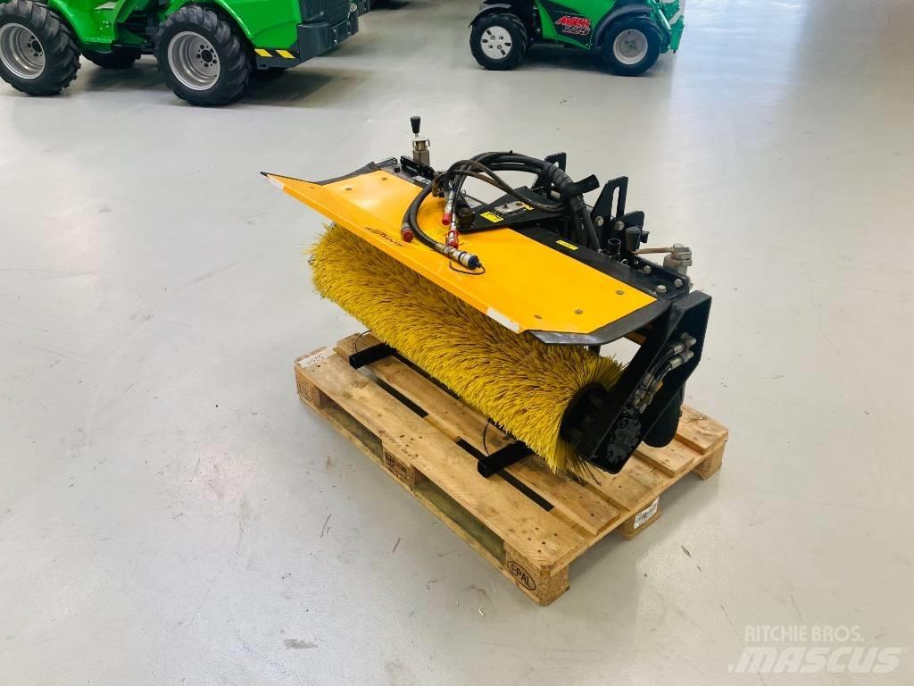 GMR Kost 120 cm Σκούπες