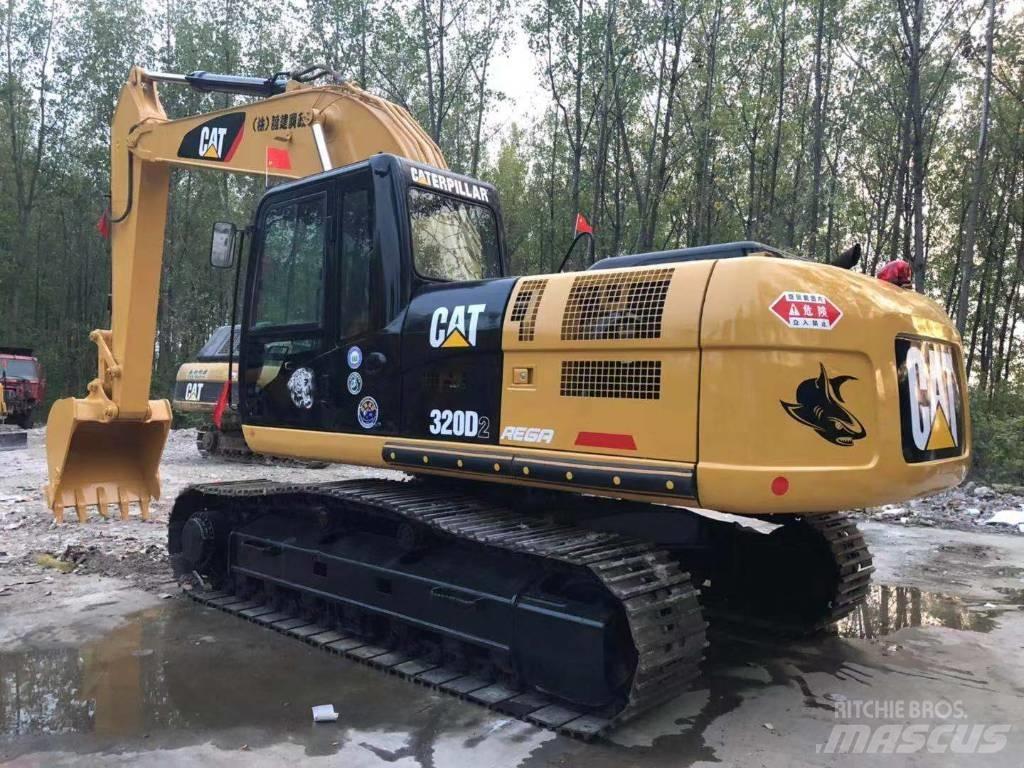 CAT 320D2 Εκσκαφείς με ερπύστριες