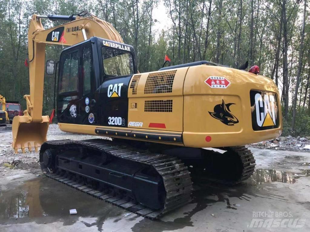 CAT 320D2 Εκσκαφείς με ερπύστριες