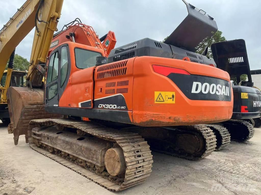Doosan DX300LC-9C Εκσκαφείς με ερπύστριες