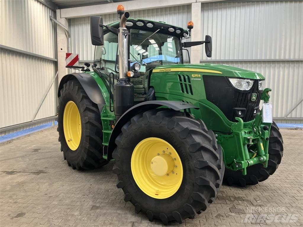 John Deere 6215R Τρακτέρ
