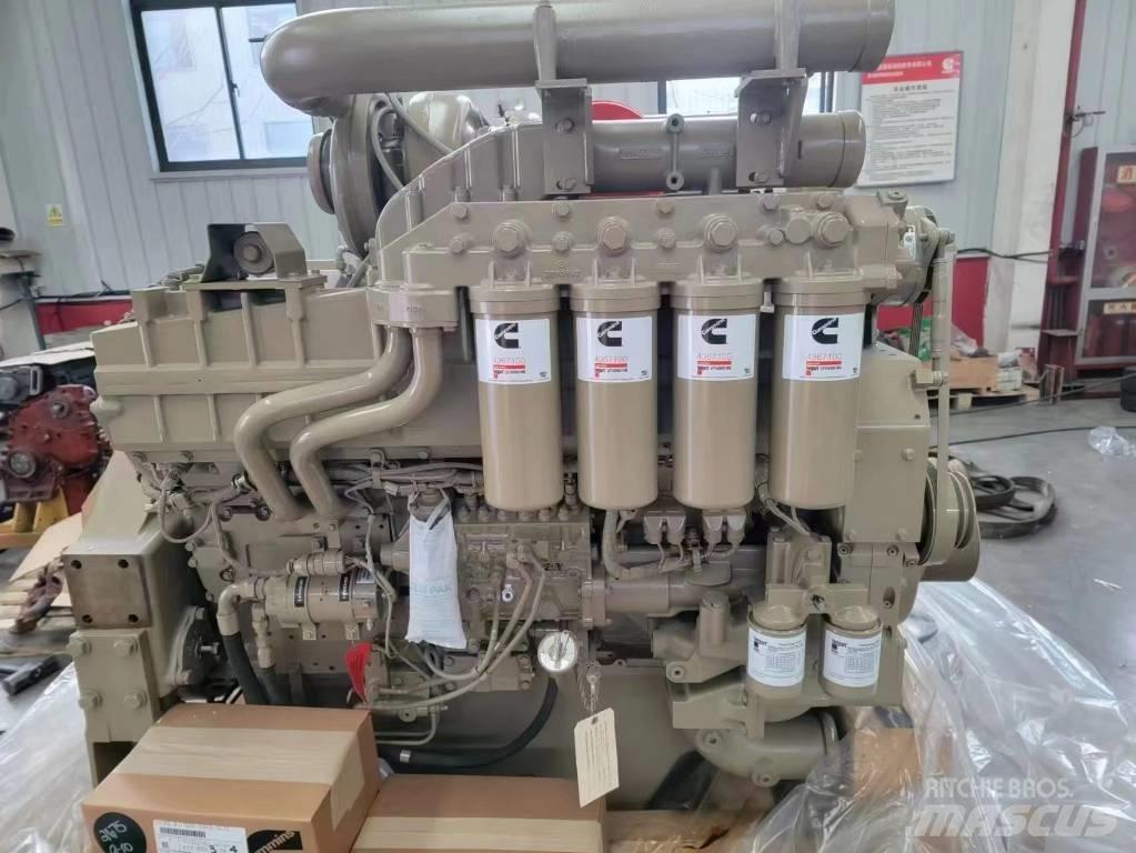 Cummins QST30 Κινητήρες