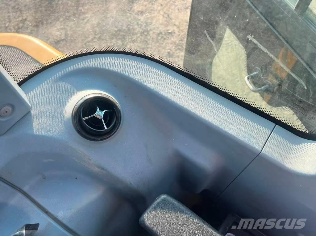 Sany SY 55 C Εκσκαφείς με ερπύστριες