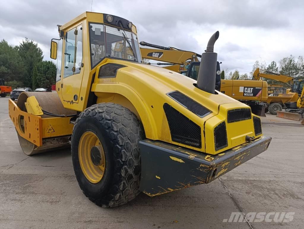 Bomag BW 213 D-4 Οδοστρωτήρες μονού κυλίνδρου