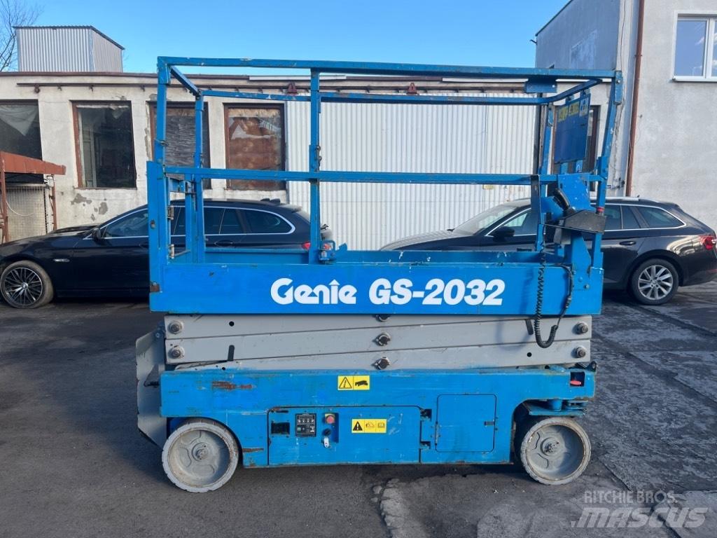 Genie 2032 Ανυψωτήρες ψαλιδωτής άρθρωσης