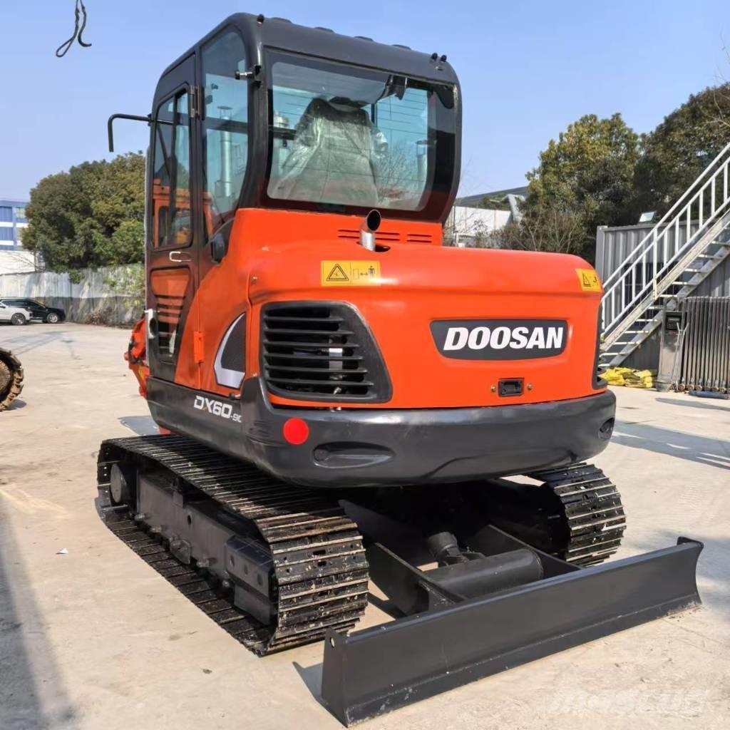 Doosan DX 60-9 C Εκσκαφείς με ερπύστριες