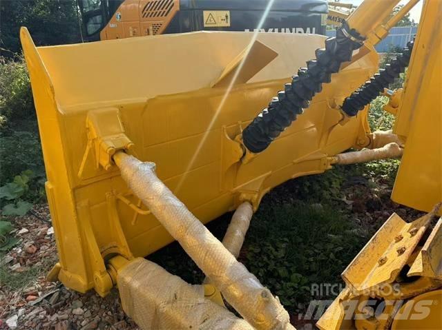 Komatsu D 85 Μπουλντόζες με ερπύστριες
