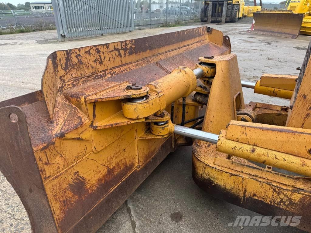 Komatsu D 58 E-1 Μπουλντόζες με ερπύστριες