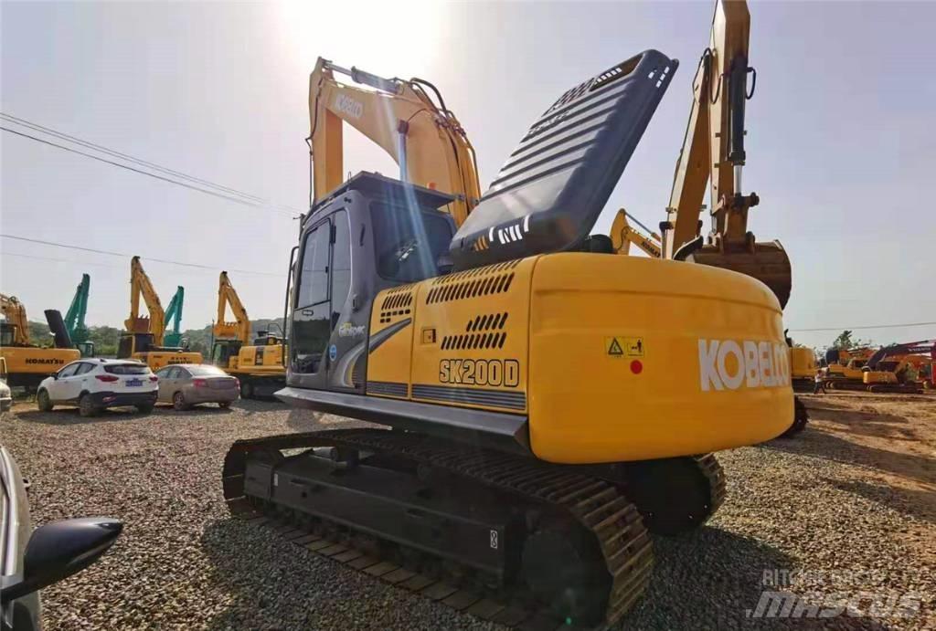 Kobelco SK 200-8 Εκσκαφείς με ερπύστριες