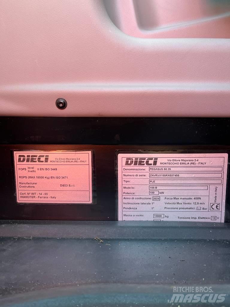 Dieci Pegaus 50.25 Τηλεσκοπικοί ανυψωτές