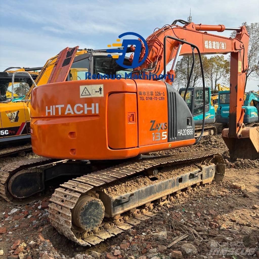 Hitachi ZX 135 US Εκσκαφείς με ερπύστριες