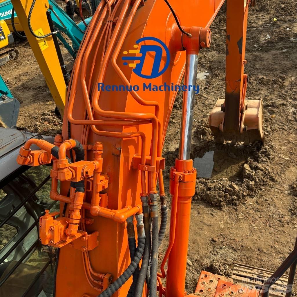 Hitachi ZX 135 US Εκσκαφείς με ερπύστριες