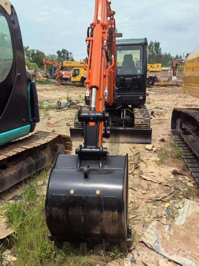 Doosan DX 60 Εκσκαφείς με ερπύστριες