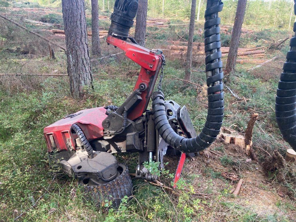 Komatsu 951 Θεριζοαλωνιστικές μηχανές