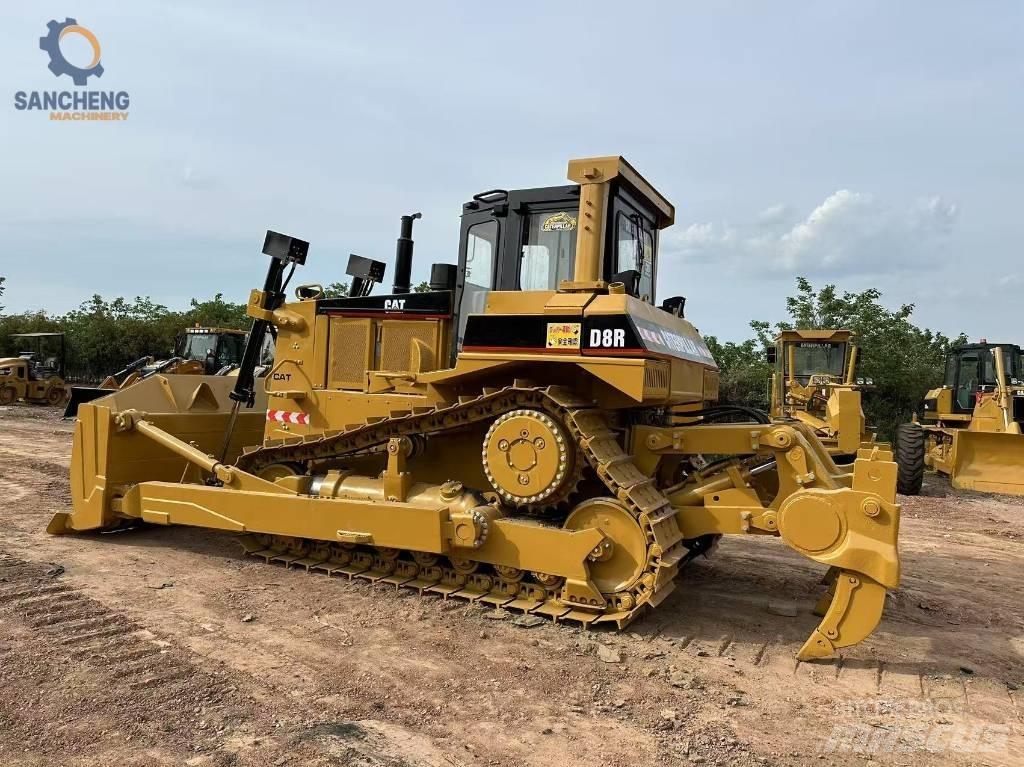 CAT D8R Μπουλντόζες με ερπύστριες