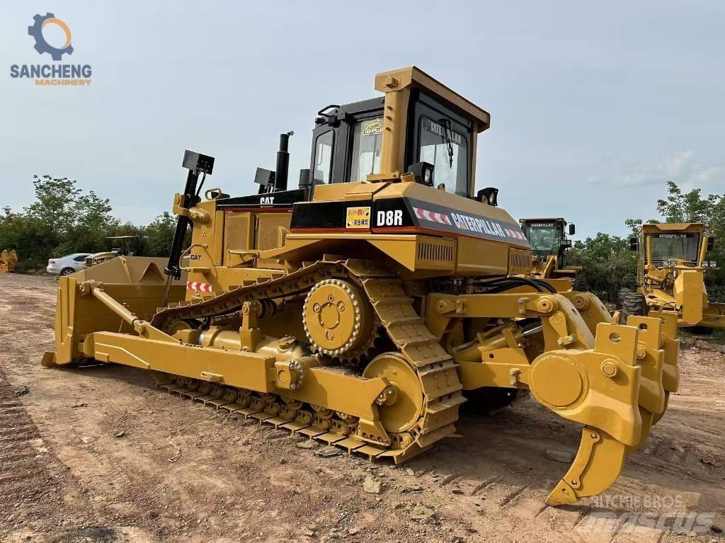 CAT D8R Μπουλντόζες με ερπύστριες