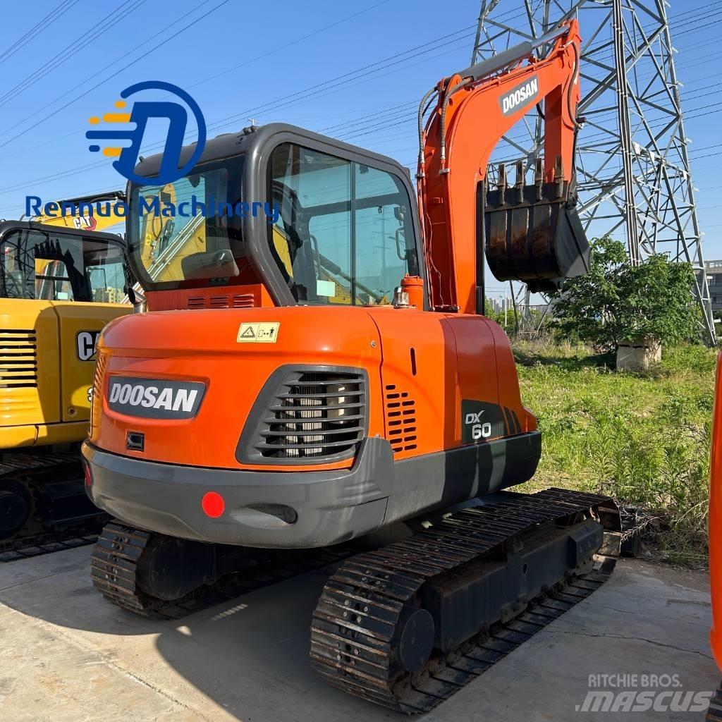 Doosan DX 60 Εκσκαφείς με ερπύστριες