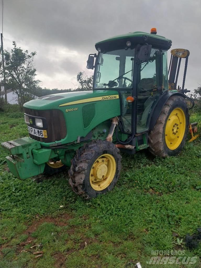 John Deere 5075 E Τρακτέρ