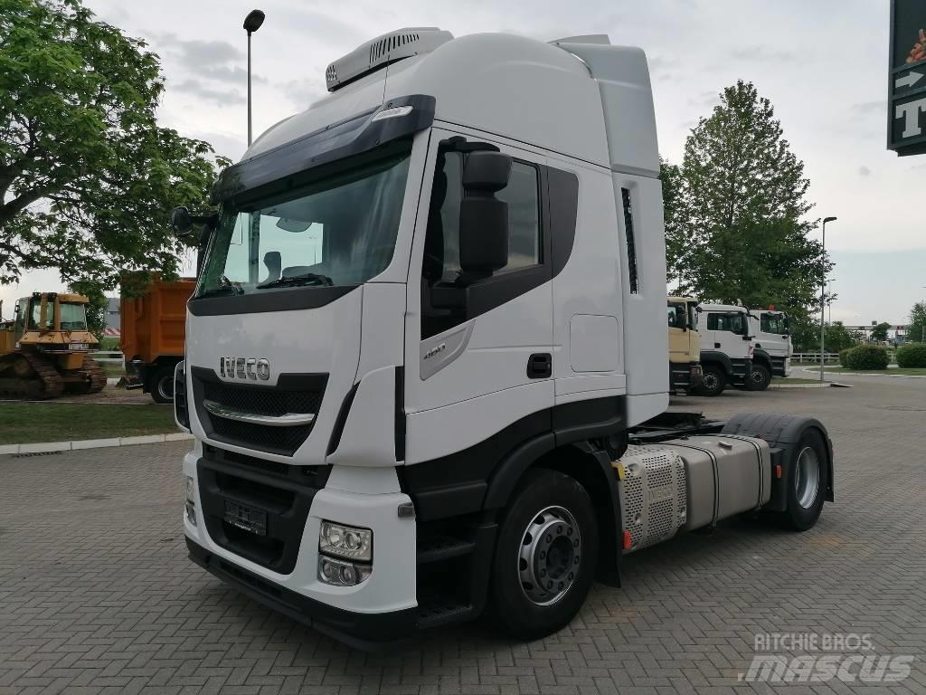 Iveco AS440ST/P Τράκτορες