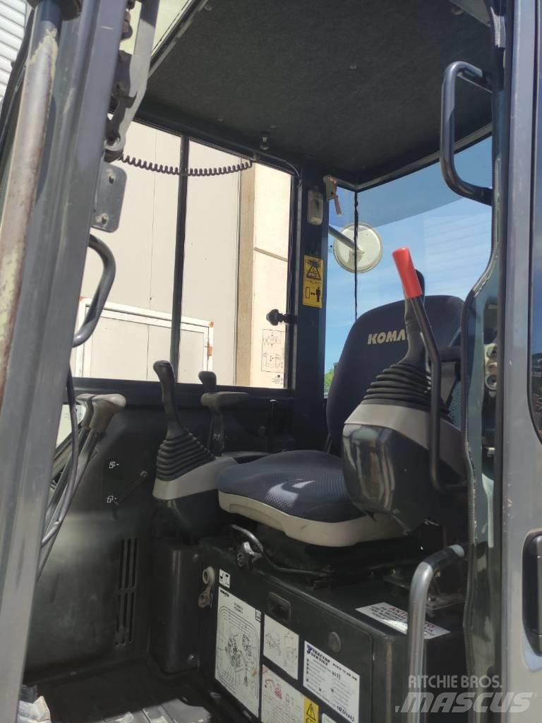 Komatsu PC 45 MR-3 Εκσκαφάκι (διαβολάκι) < 7t