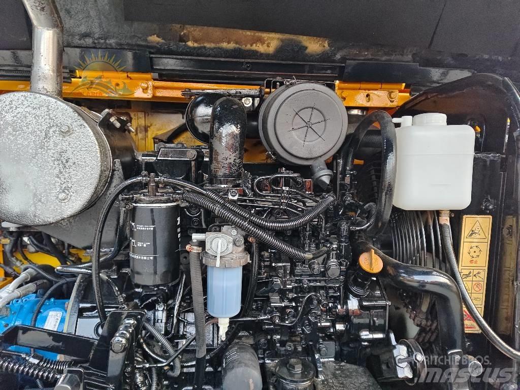 Hyundai R60W Εκσκαφείς με τροχούς - λάστιχα