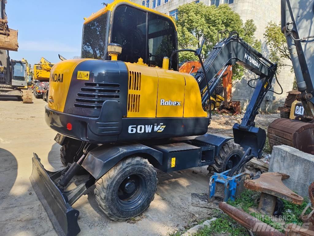Hyundai R60W Εκσκαφείς με τροχούς - λάστιχα