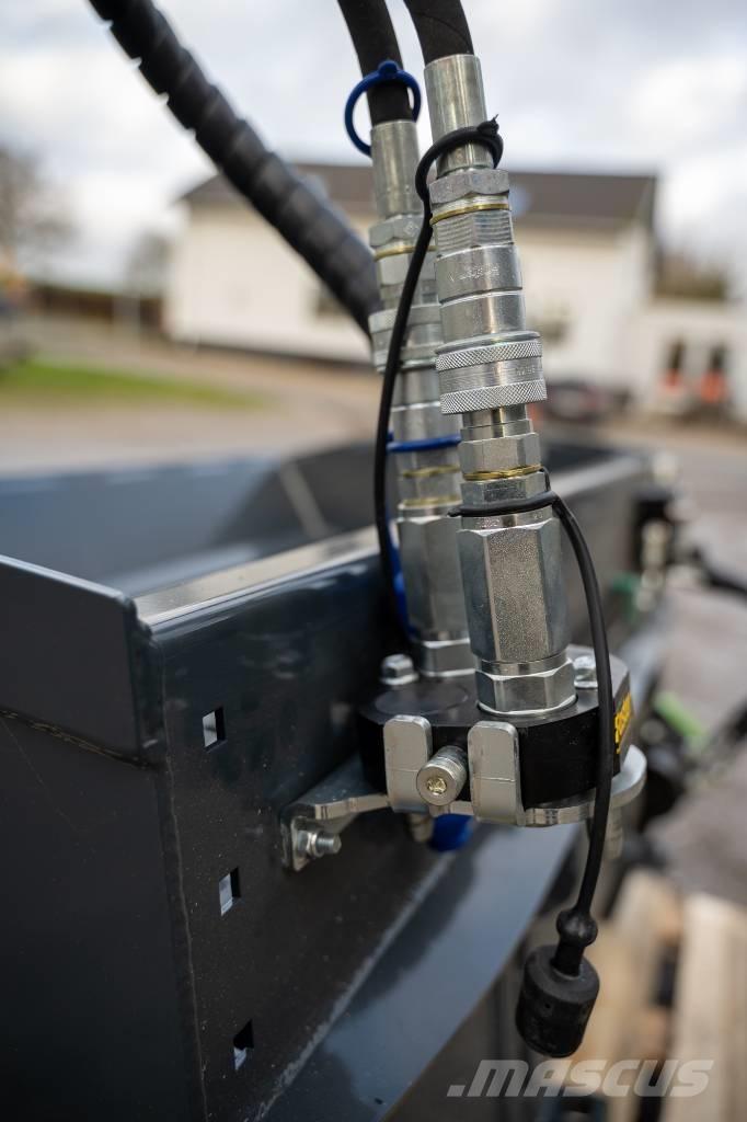 Avant Saltspreder Άλλα μηχανήματα φροντίδας εδάφους