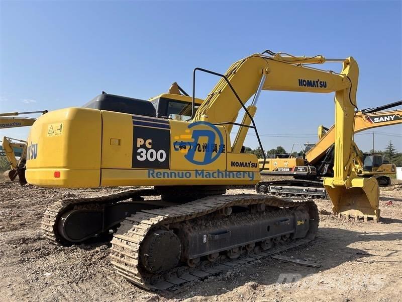 Komatsu PC 300 Εκσκαφείς με ερπύστριες
