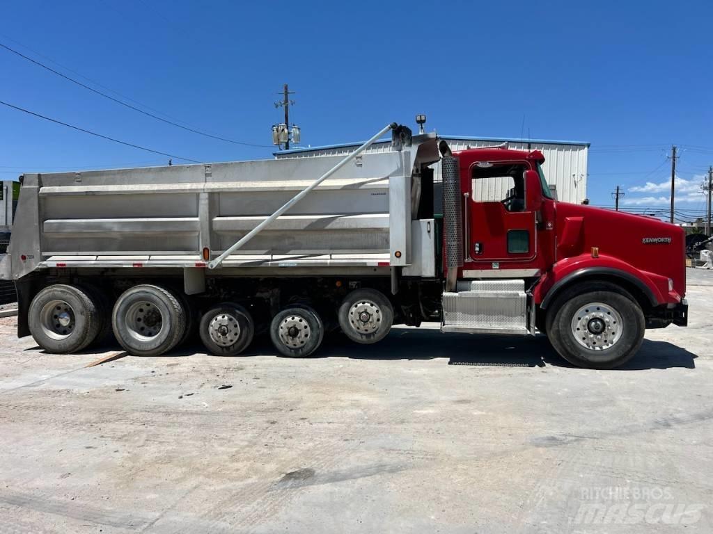 Kenworth T 800 Φορτηγά Ανατροπή